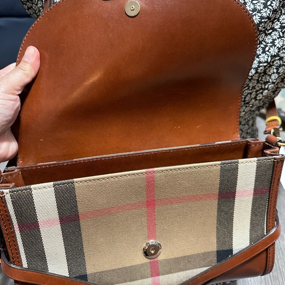 Burberry House Check Bridle Abbott Shoulder bag - Picture 2 of 12